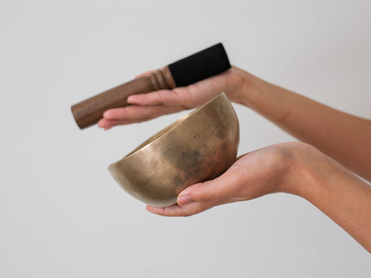 Small Tara Singing Bowl - Base Note D#4 (311 Hz)