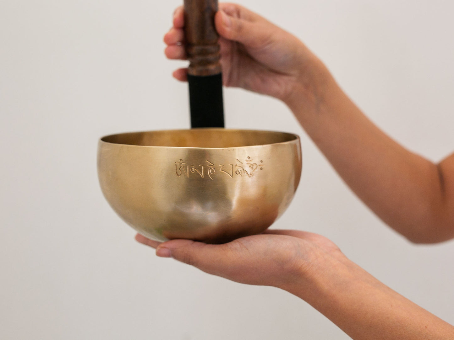 Hand Hammered Moon Singing Bowl - Base Note F4 357 Hz