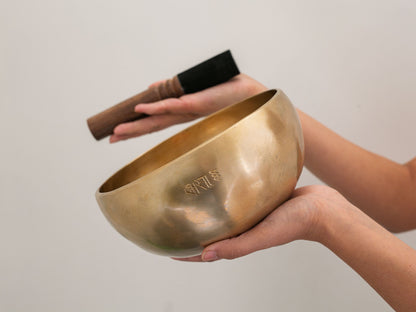Hand Hammered Moon Singing Bowl - Base Note A#3 233 Hz