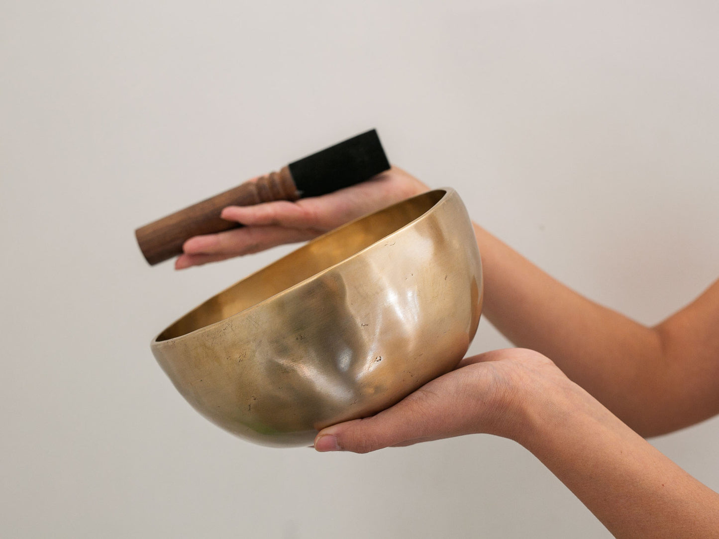 Hand Hammered Singing Bowl - Base Note G#3 209 Hz