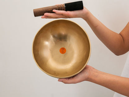 Hand Hammered Singing Bowl - Base Note G#3 208 Hz