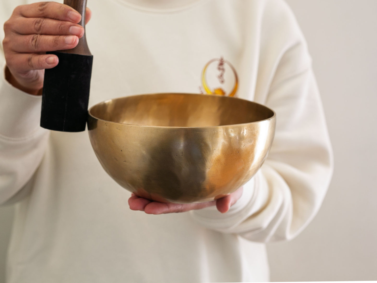 Hand Hammered Singing Bowl - Base Note G3 193 Hz