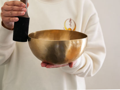 Hand Hammered Singing Bowl - Base Note G3 193 Hz
