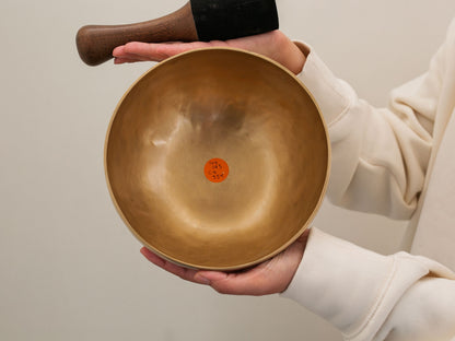 Hand Hammered Singing Bowl - Base Note G3 193 Hz