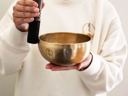 Hand Hammered Moon Singing Bowl - Base Note D#4 318 Hz