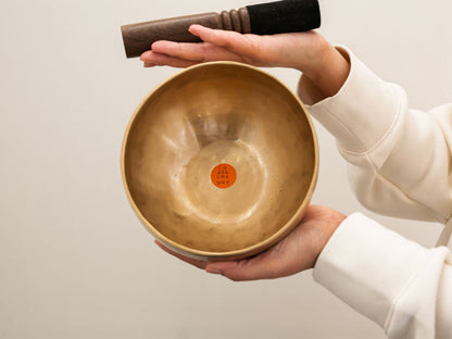 Hand Hammered Moon Singing Bowl - Base Note C4 262 Hz