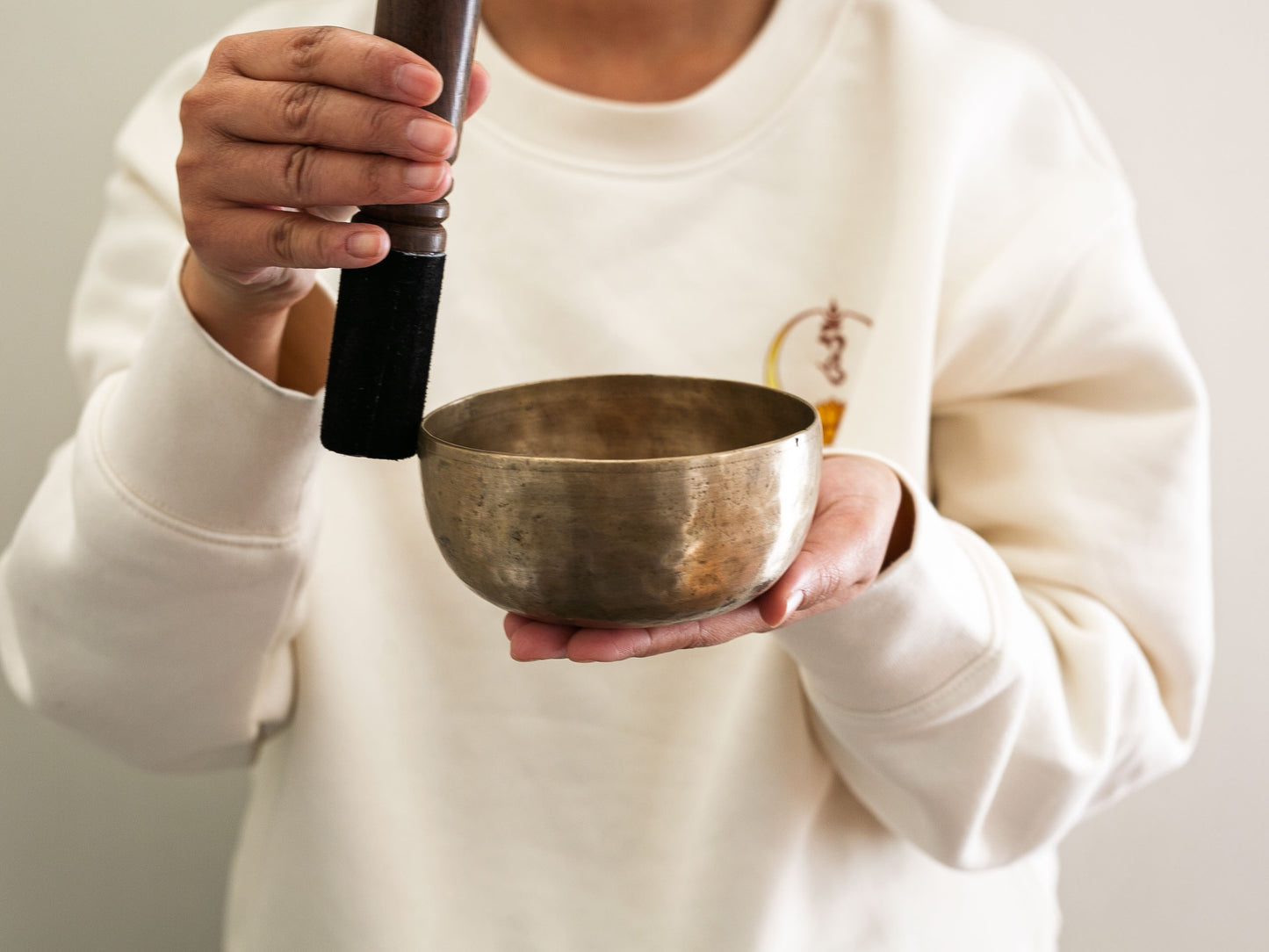 Small Tara Singing Bowl - Base Note F4 (346 Hz)