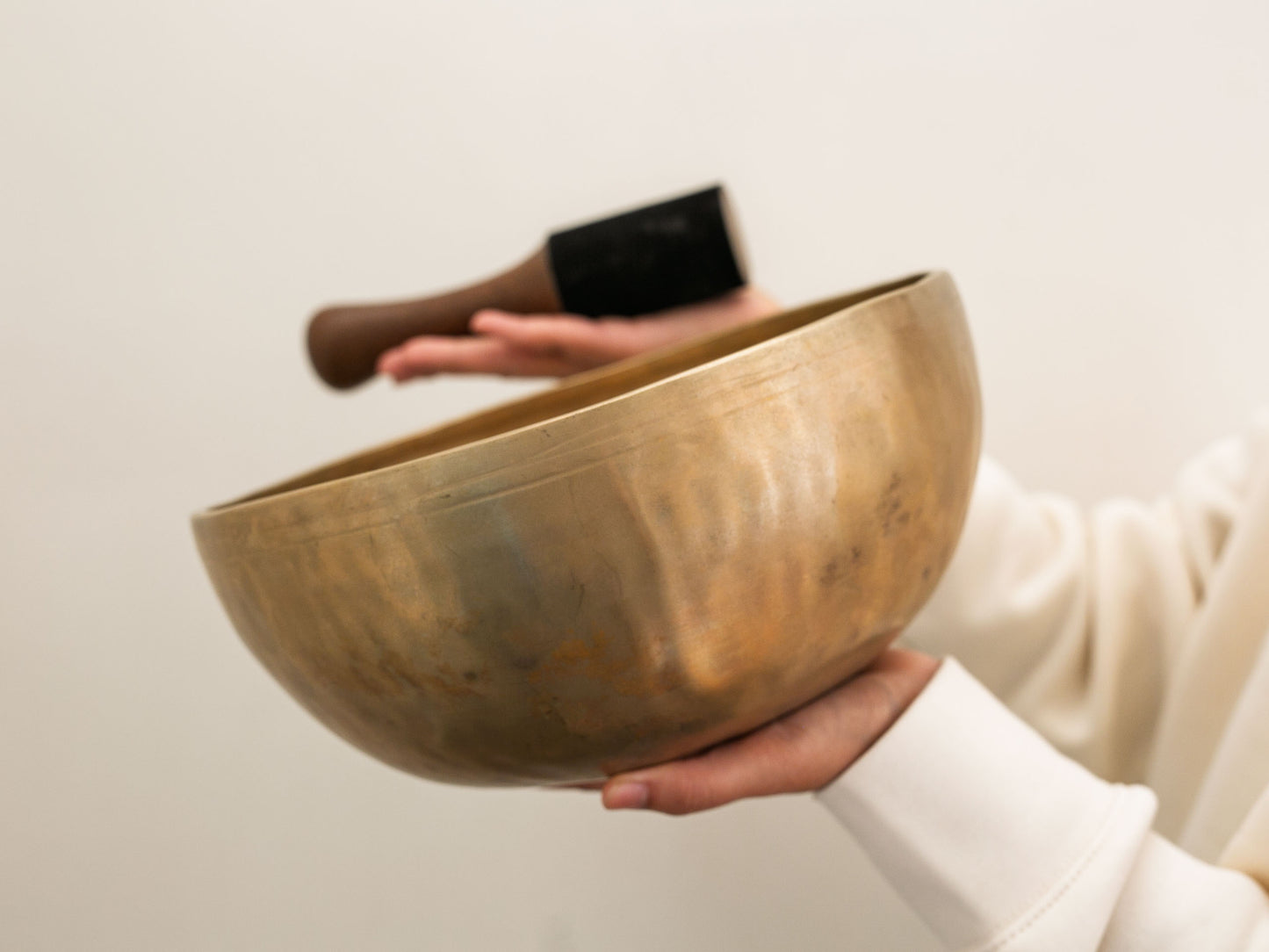 Low and Light Bowl - Base note C3 135 Hz