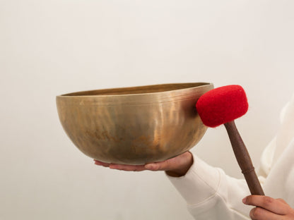 Low and Light Bowl - Base note C3 135 Hz
