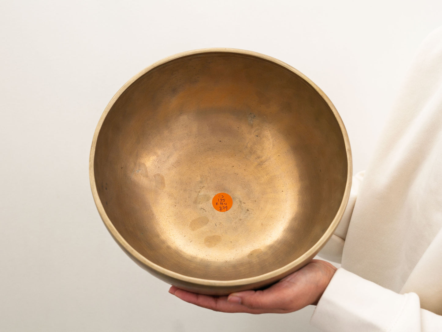 Low and Light Bowl - Base note C3 135 Hz