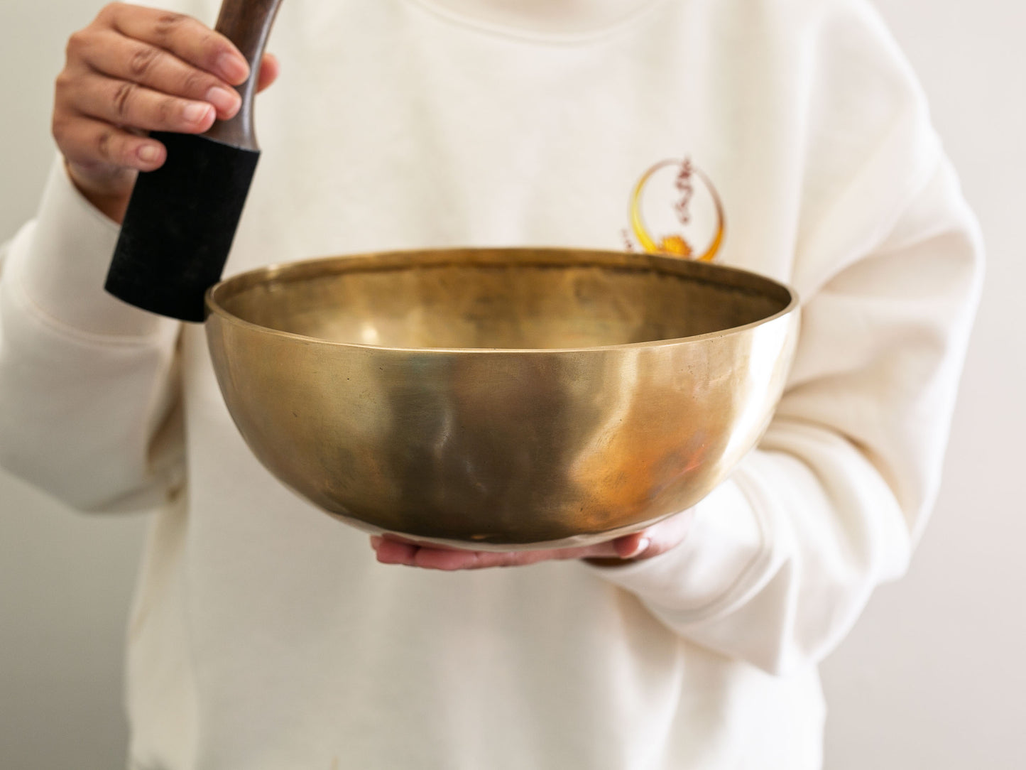 Hand Hammered Singing Bowl - Base Note C3 128Hz