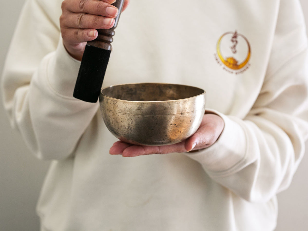 Small Tara Singing Bowl - Base Note D4 (288Hz)