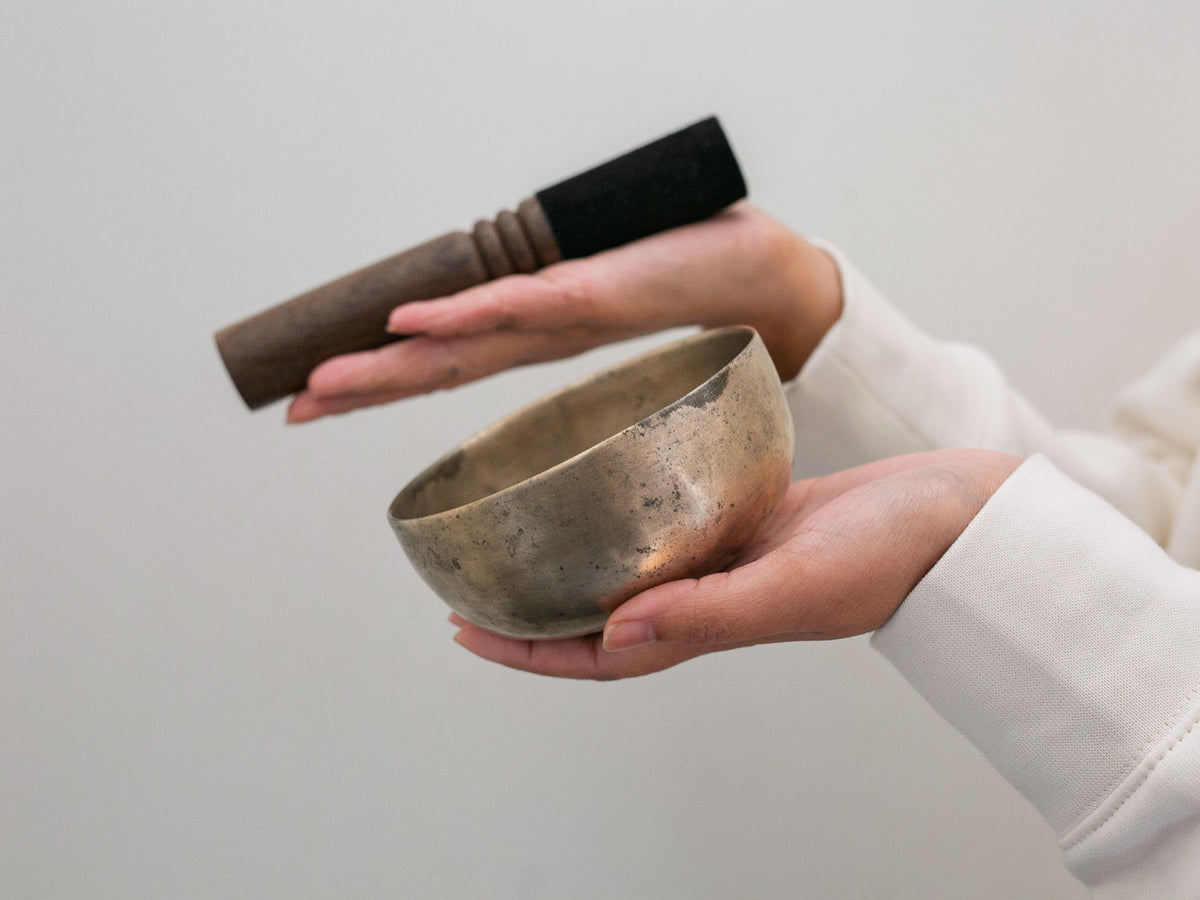 Small Tara Singing Bowl - Base Note G#4 (406Hz)
