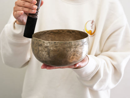 Copre Singing Bowl - E3 162 Hz