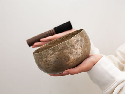 Copre Singing Bowl - E3 162 Hz