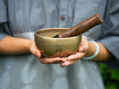 Small Old 'Tara' Singing Bowl - Base Note G#4 (413 Hz)