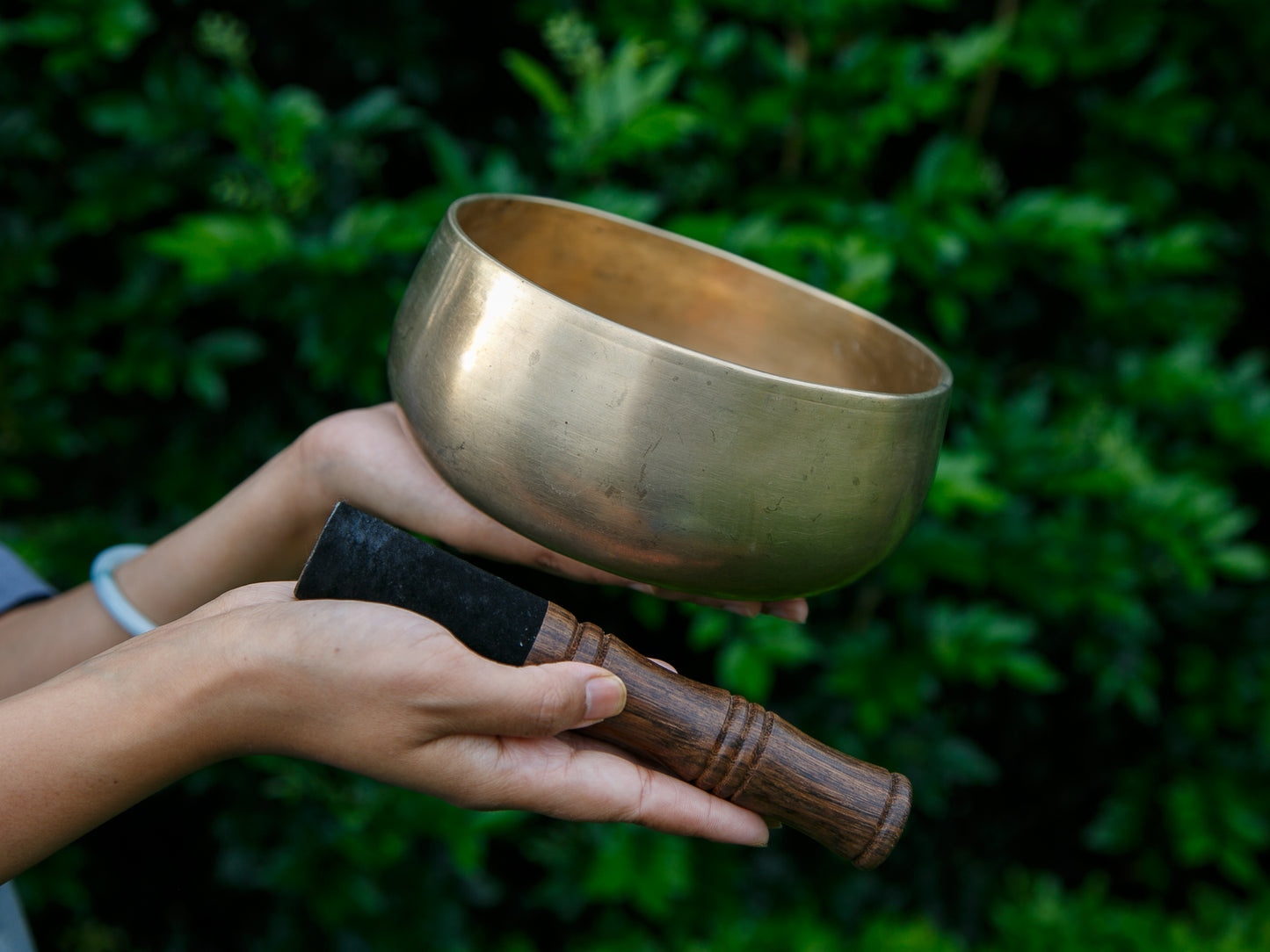 Remuna Singing Bowl - Base note A3 (220 Hz)