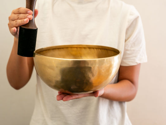 Hand Hammered Singing Bowl - Base Note F3 171 Hz