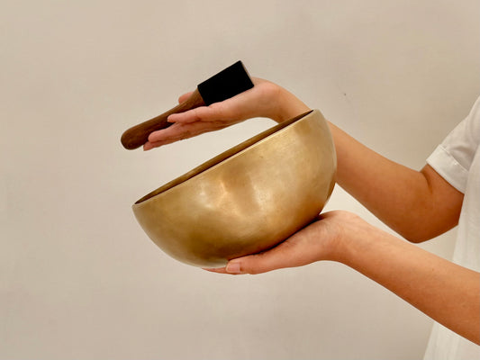 Hand Hammered Singing Bowl - Base Note G#3 210 Hz