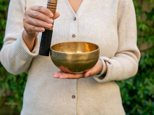 Small Contemporary Flow Singing Bowl - Base note G4 (387 Hz)