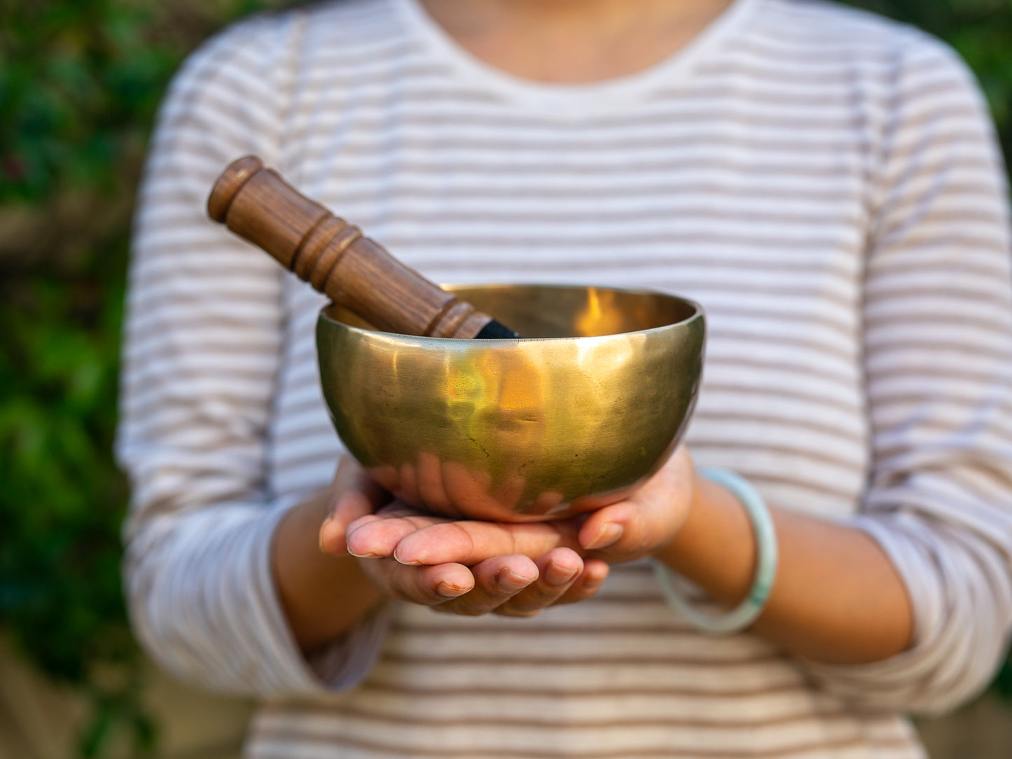 Small Contemporary Flow Singing Bowl - Base note G#4 (417 Hz)