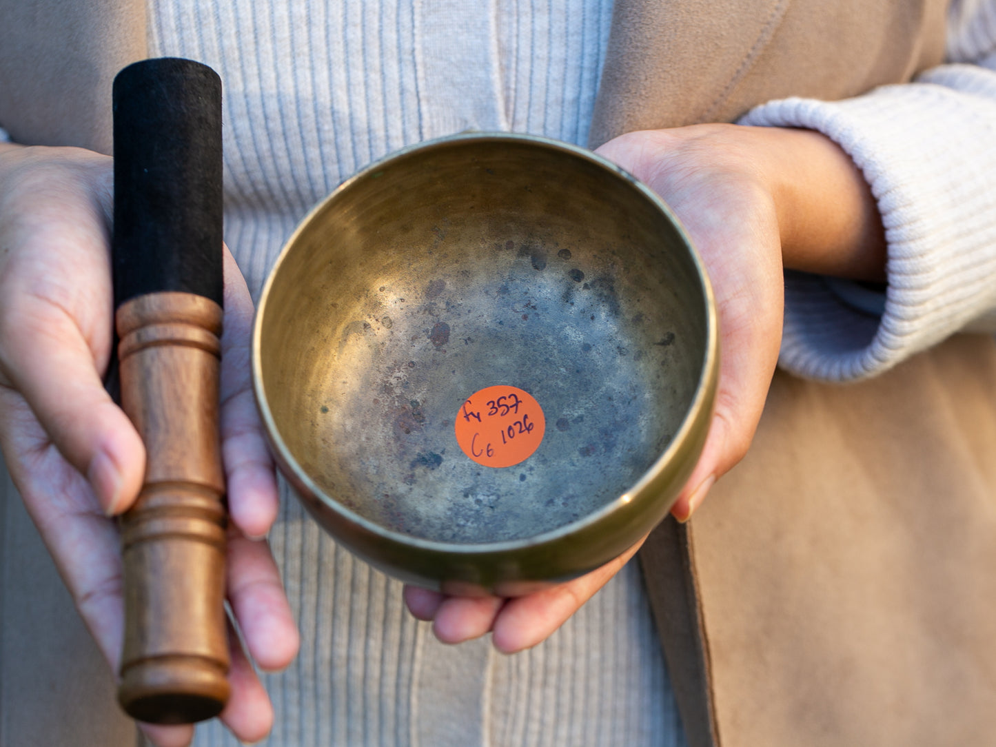 Small Old 'Tara' Singing Bowl - Base Note F4 (357 Hz)