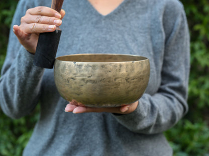 Old 'Tara' Singing Bowl - Base Note F#3 (180 Hz)