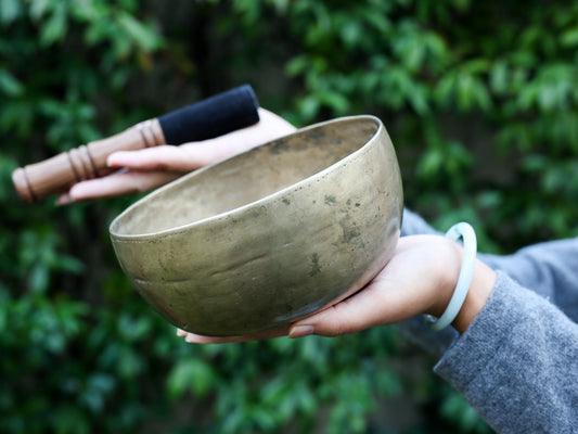 Old 'Tara' Singing Bowl - Base Note F3 (175 Hz)