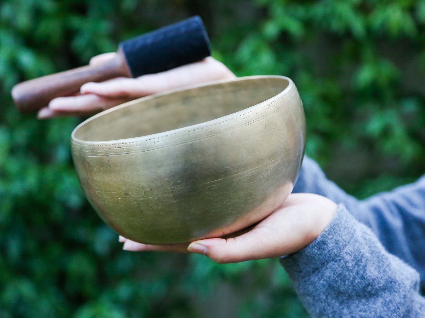 Remuna Singing Bowl - Base note F3 (171 Hz)