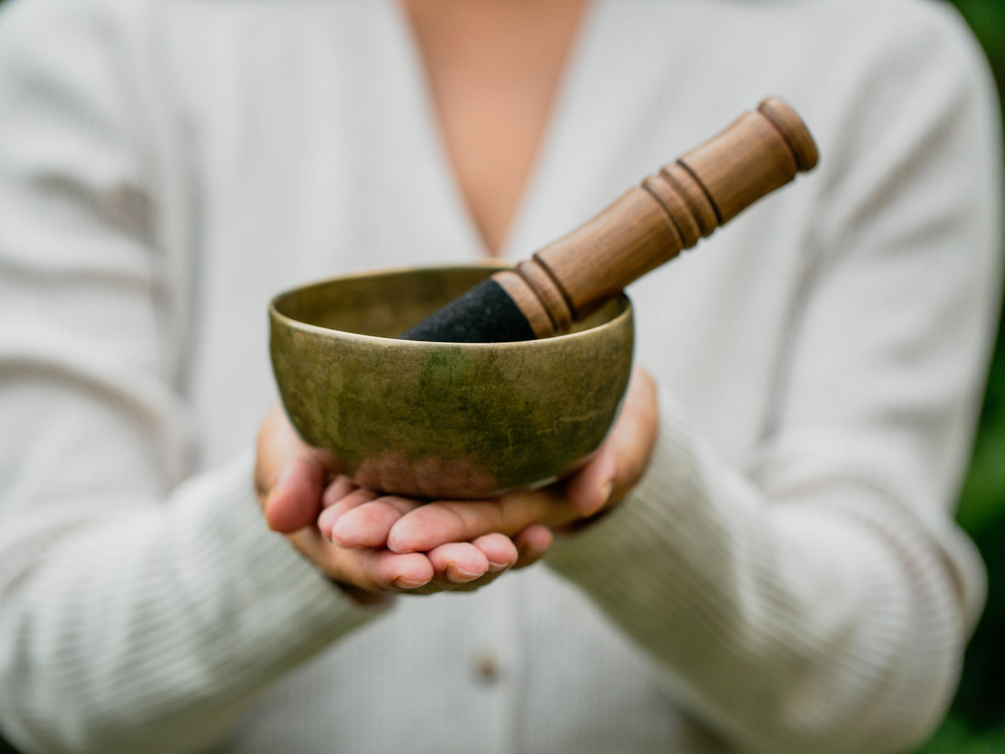 Small Old 'Tara' Singing Bowl - Base Note A4 (439 Hz)