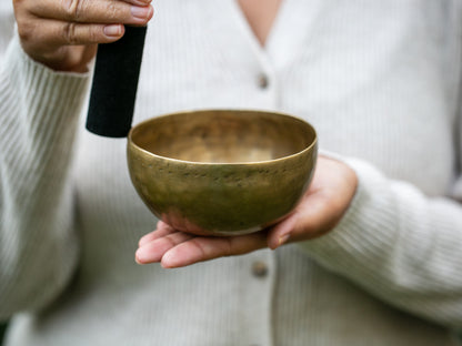 Small Old 'Tara' Singing Bowl - Base Note F4 (344 Hz)