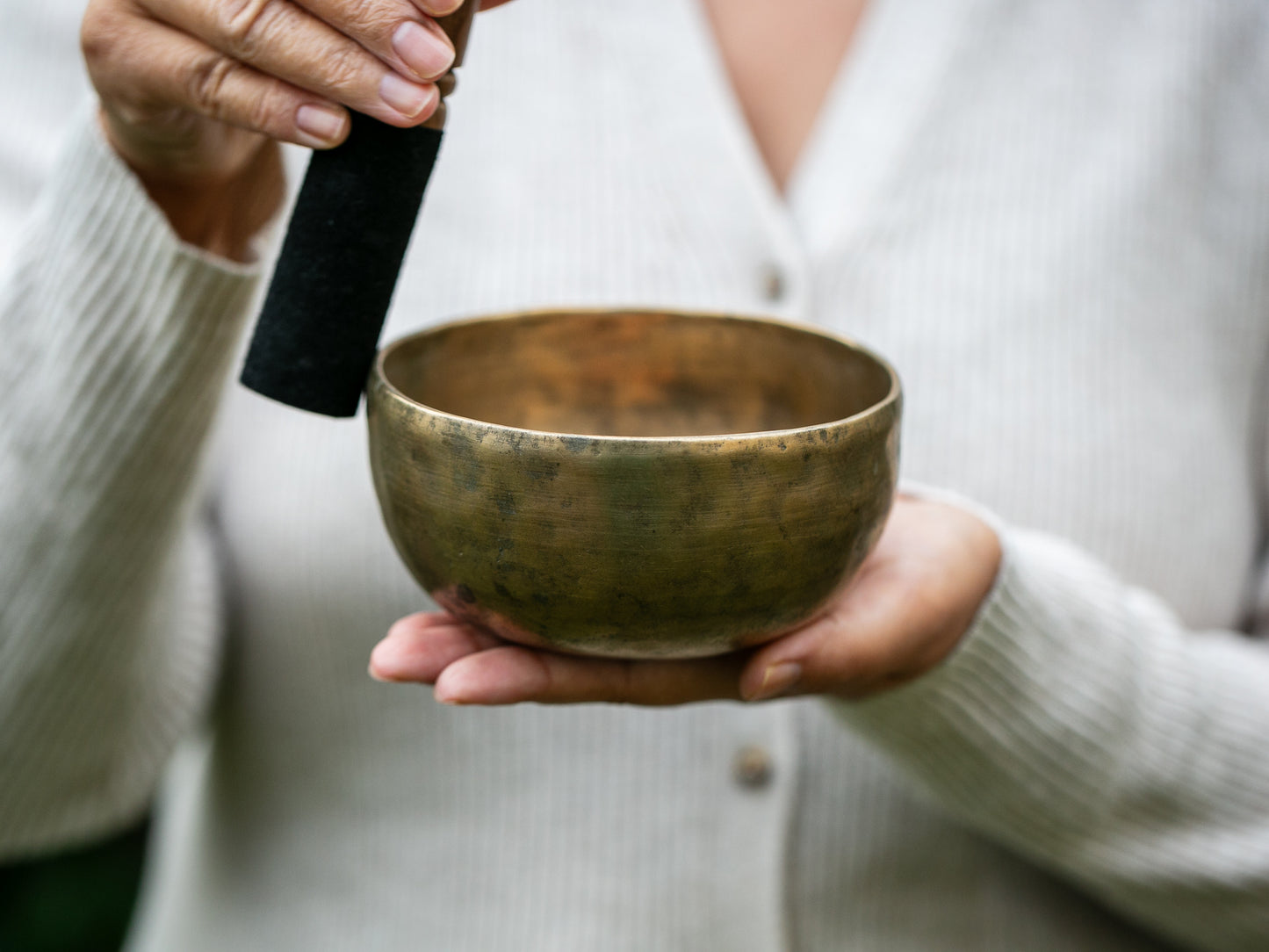 Small Old 'Tara' Singing Bowl - Base Note F4 (347 Hz)