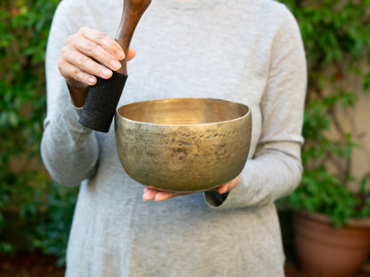 Old 'Tara' Singing Bowl - Base Note F3 (170 Hz)