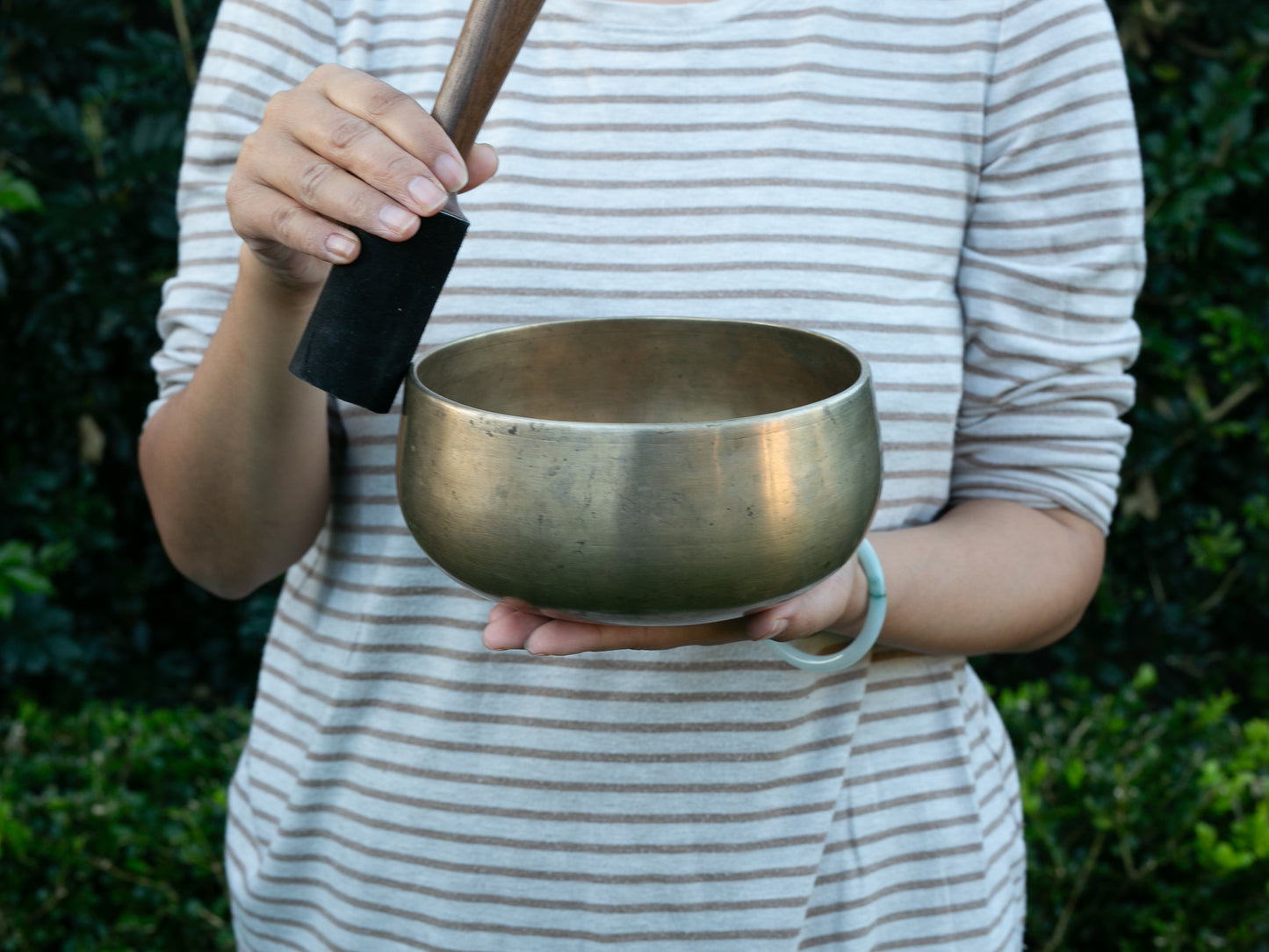 Remuna Singing Bowl - Base note A3 (222 Hz)