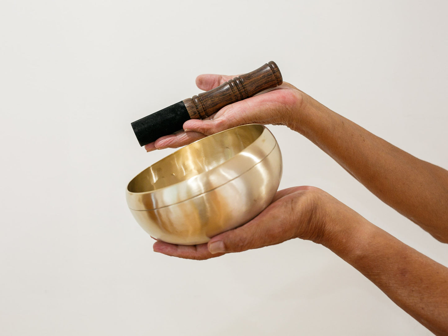 15 cms Easy Play Singing Bowl – A3 224 Hz