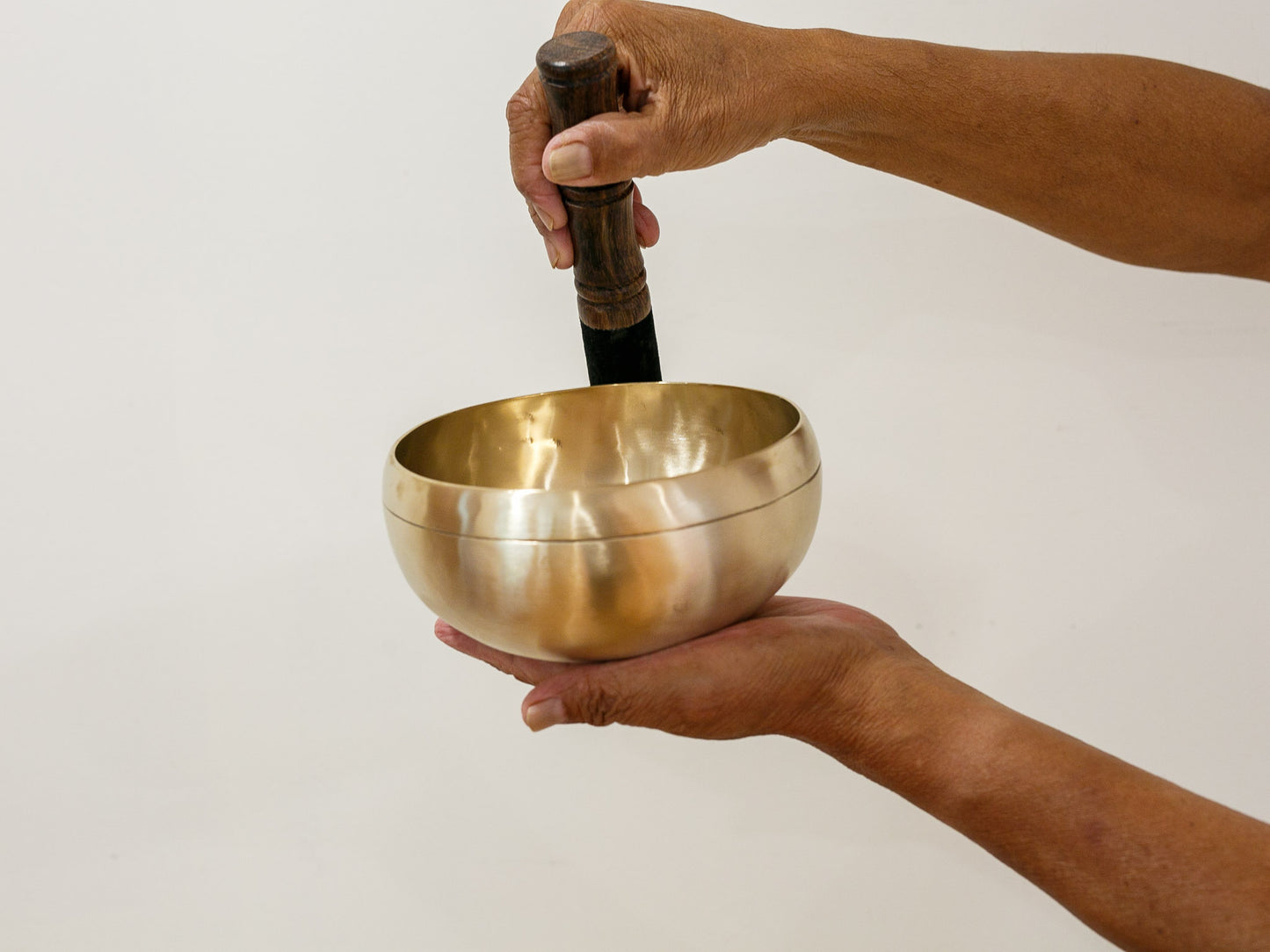 15 cms Easy Play Singing Bowl – A3 224 Hz