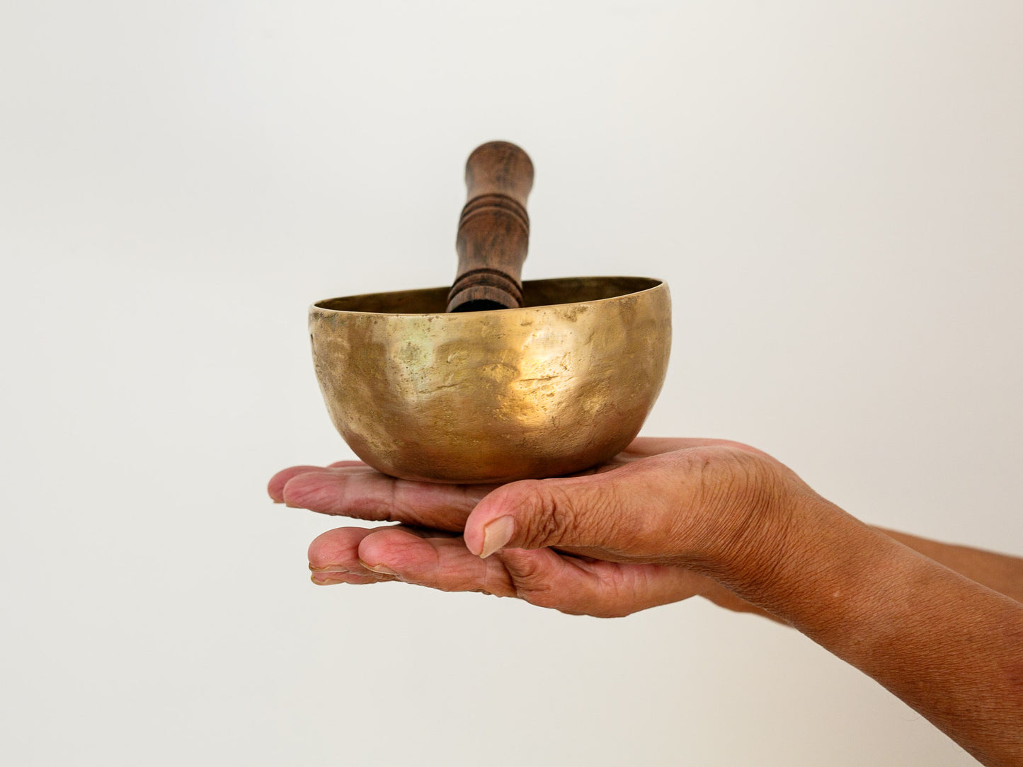 Small Tara Singing Bowl - Base Note D4 (293 Hz)