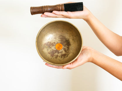 Tara Singing Bowl - Base Note F3 (175 Hz)