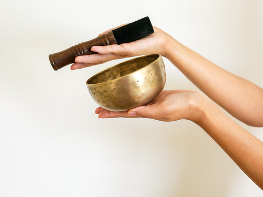 Small Tara Singing Bowl - Base Note D#4 (317 Hz)