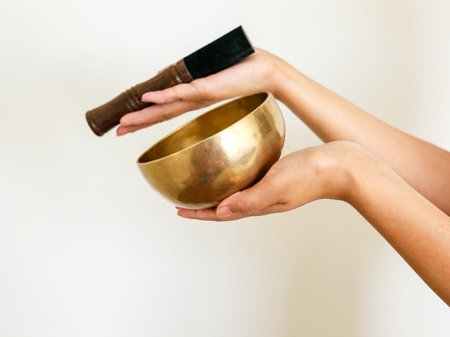 Small Contemporary Flow Singing Bowl - Base note G#4 (405 Hz)