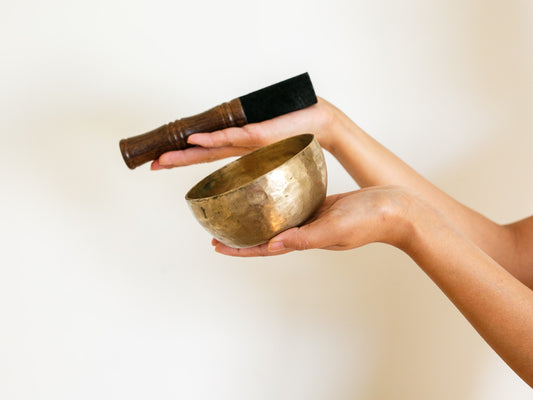 Small Tara Singing Bowl - Base Note G4 (382 Hz)