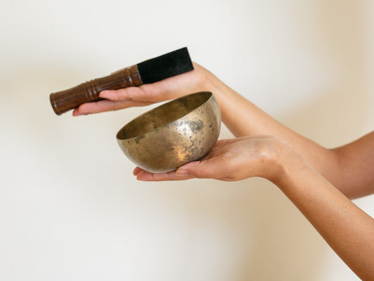 Small Tara Singing Bowl - Base Note G#4 (405 Hz)