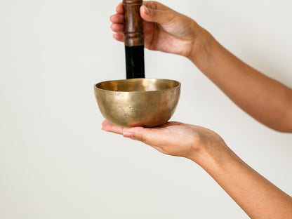 Small Tara Singing Bowl - Base Note A4 (431 Hz)