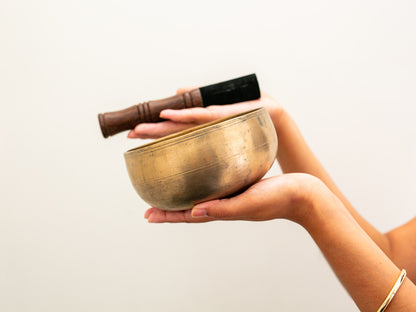 Remuna Singing Bowl - C4 (256 Hz)