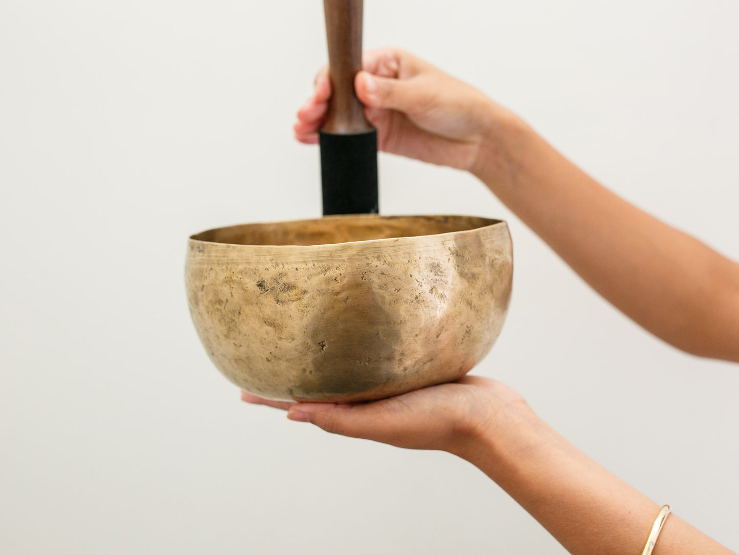 Tara Singing Bowl - Base Note E3 (162 Hz)