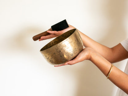 Tara Singing Bowl - Base Note A3 (216 Hz)