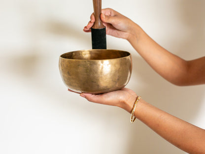 Tara Singing Bowl - Base Note G#3 (203 Hz)