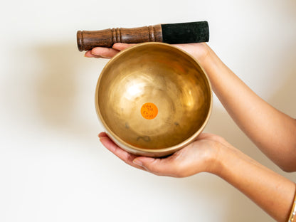 Small Contemporary Flow Singing Bowl - Base note F#4 (371 Hz)