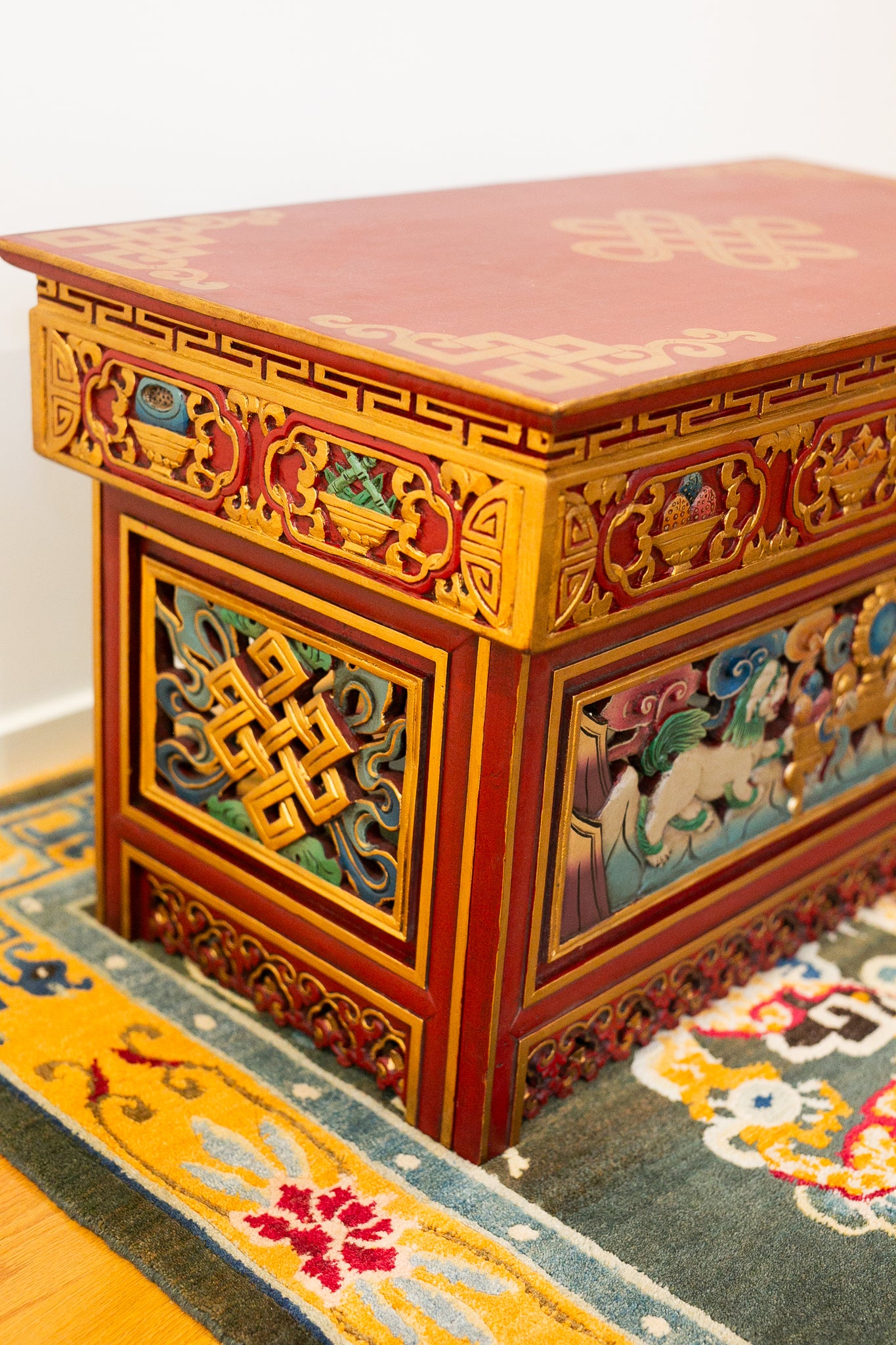 Tibetan Folding Table - Snow Lion
