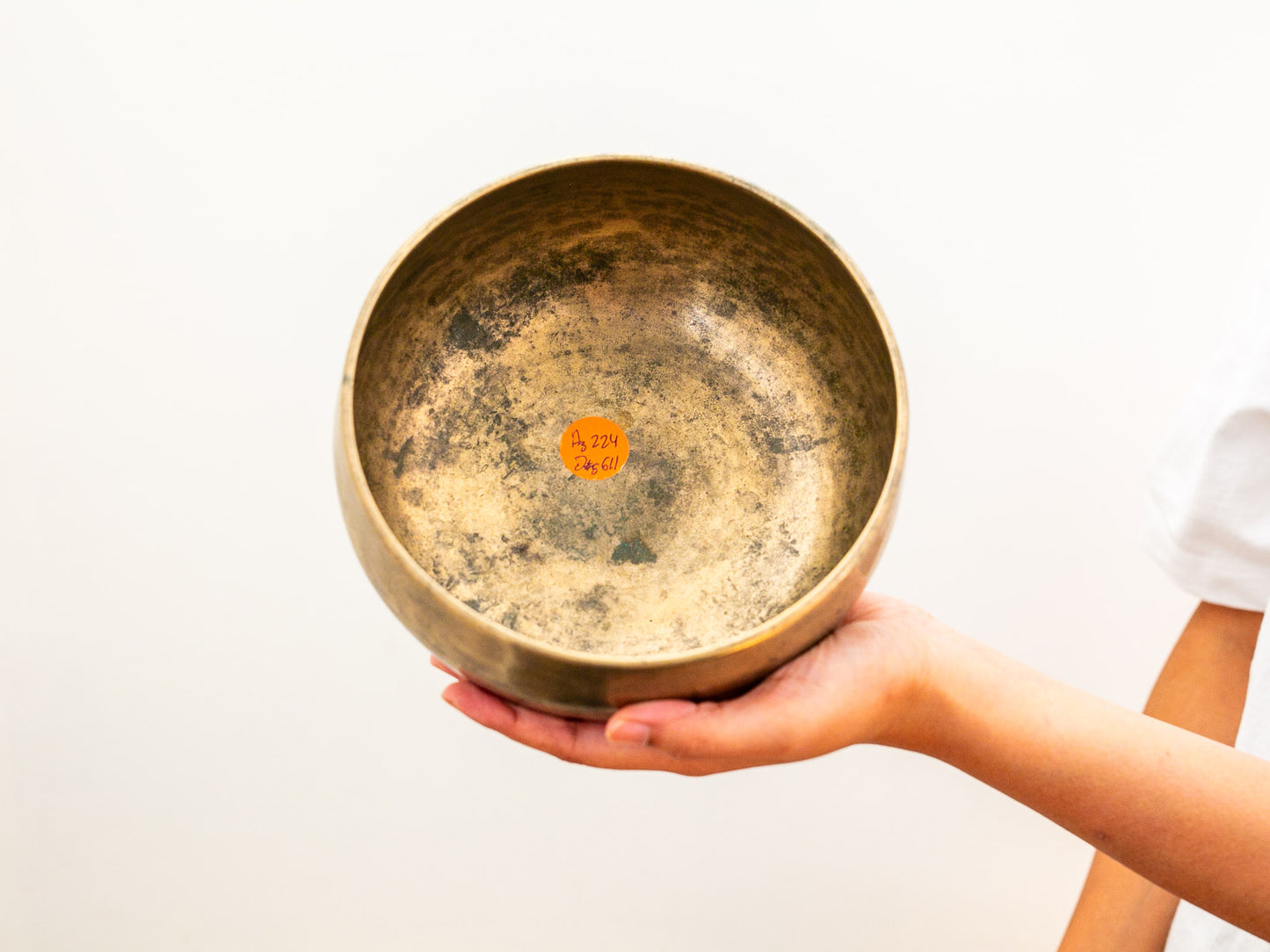 Remuna Singing Bowl - A3 (224 Hz)